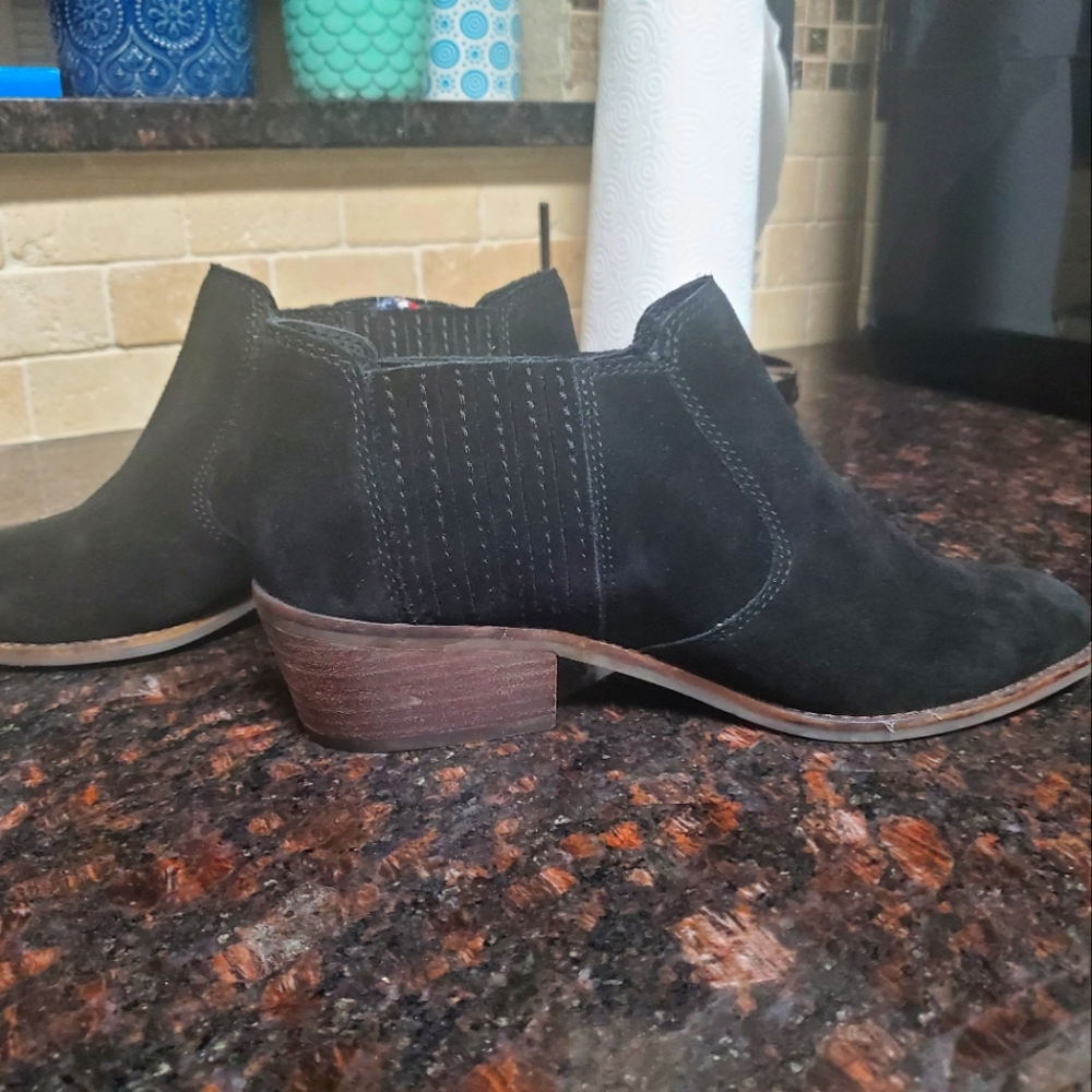 Lucky Brand booties